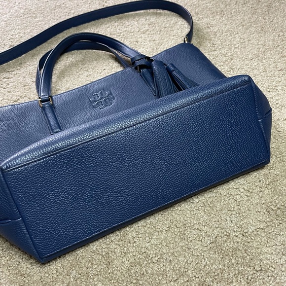 Tory Burch Tote - Picture 5 of 7